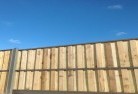 Haberfieldlap-and-cap-timber-fencing-3.jpg; ?>